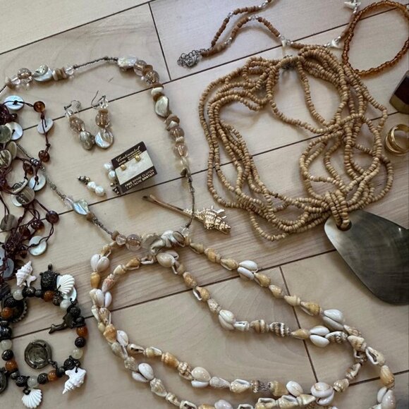 Mermaidcore Jewelry Bundle 04 – Earthy Tones, Wooden& Natural Accents - Picture 7 of 8